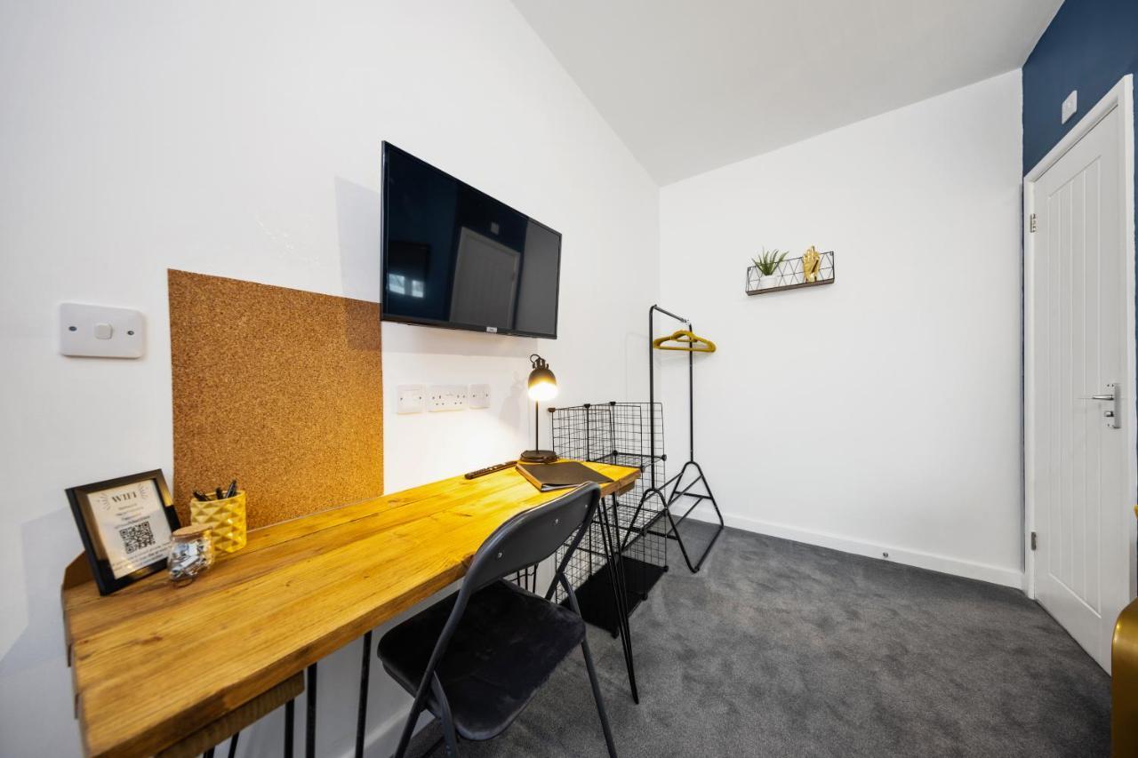 7 Bedroom House Ensuite Rooms, Fully Equipped Kitchen, Free Wifi, Tvs In All Rooms City Centre Close To A46 Inspire Homes Coventry Zewnętrze zdjęcie